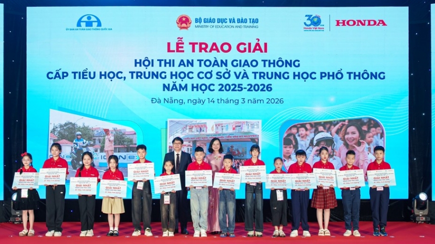 Hàng trăm học sinh, giáo viên nhận giải Hội thi An toàn giao thông năm 2025-2026