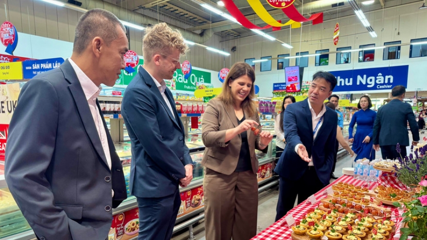 Taste of UK week promotes British foods in Vietnam
