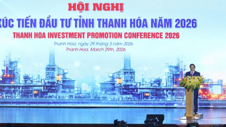 Government sees enterprises’ difficulties as its own to resolve together: PM Chinh