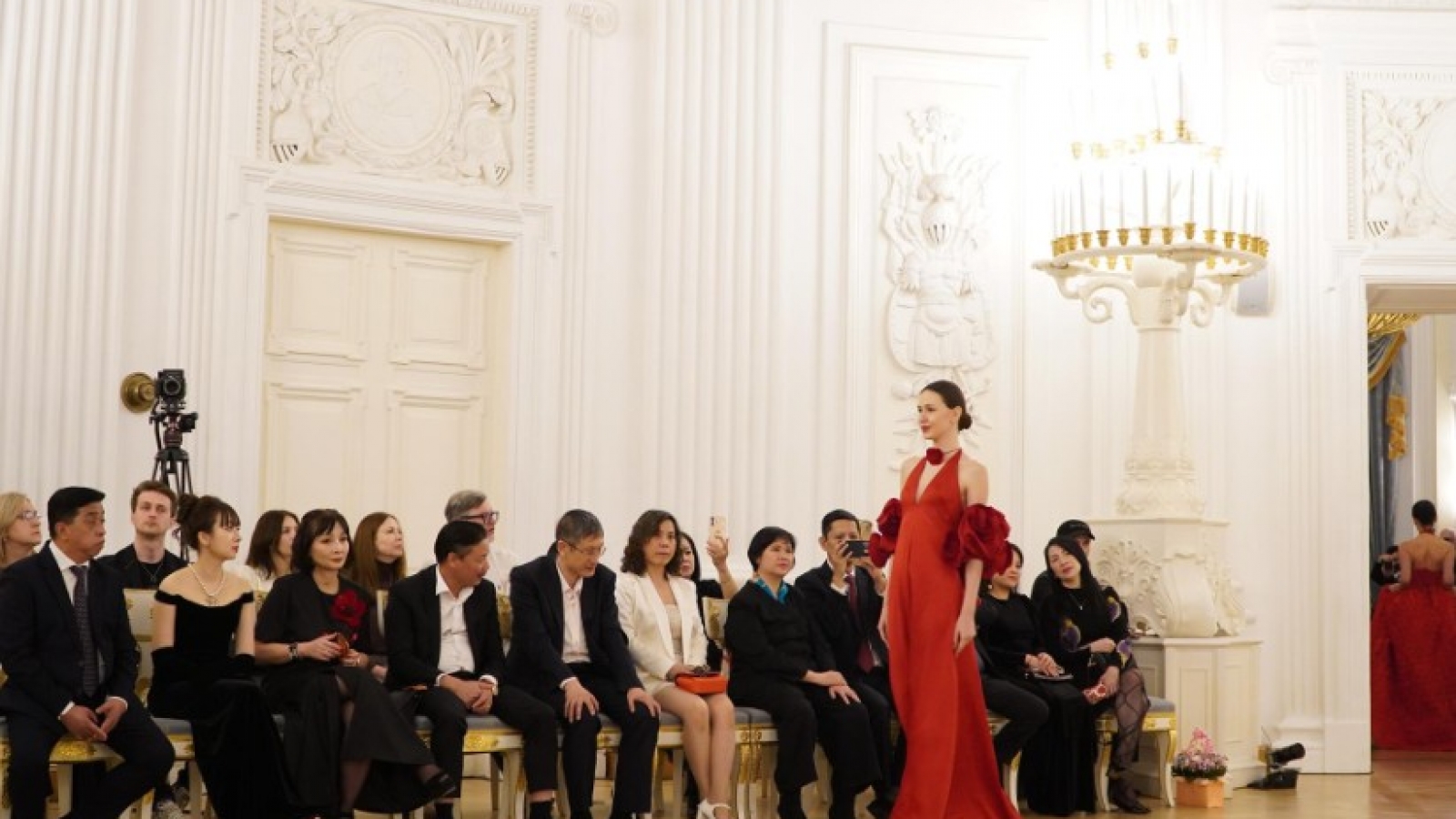 Vietnamese fashion takes first step into Russia’s fashion scene