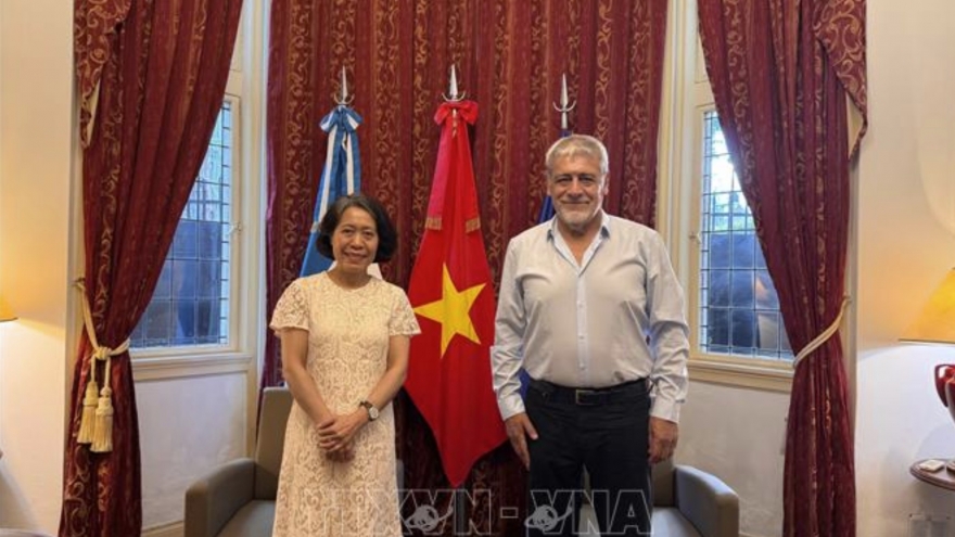 Vietnam looks to stronger cooperation with CLATE