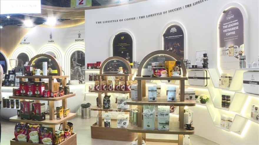 Vietnamese firms promote coffee and food at India trade fair