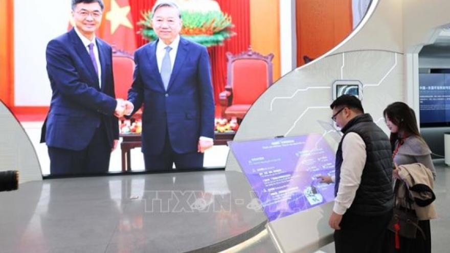 Guangxi, Vietnamese localities expand cooperation in artificial intelligence