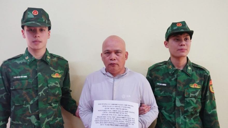 Bắt giữ đối tượng người nước ngoài tàng trữ ma túy tại cửa khẩu ở Lạng Sơn