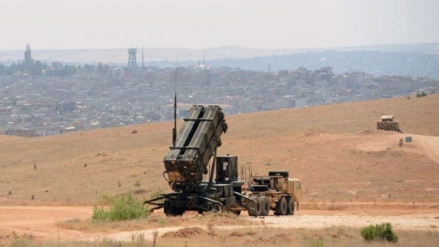 NATO tăng cường phòng thủ sau vụ đánh chặn tên lửa nhằm vào Thổ Nhĩ Kỳ
