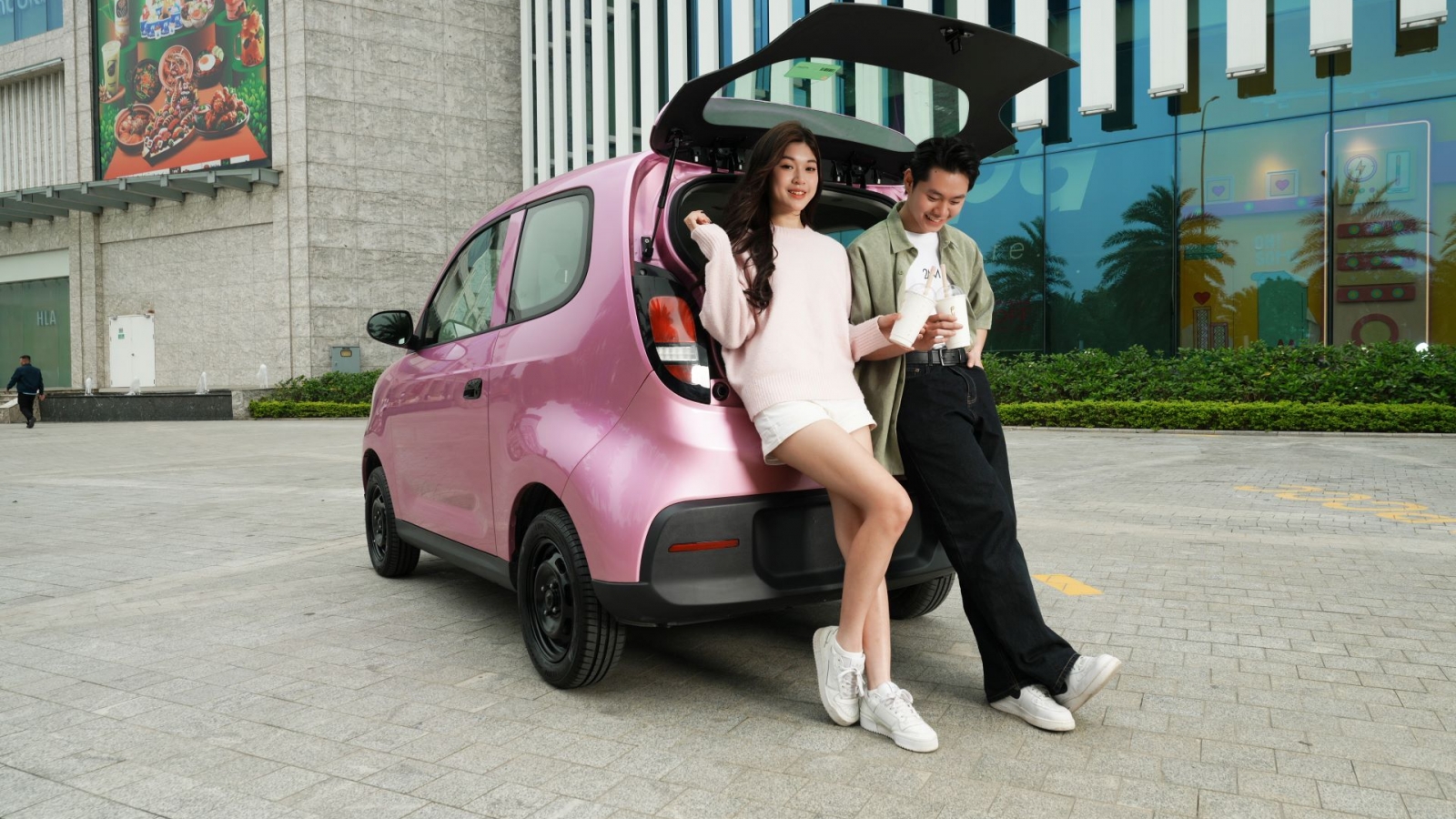 Từ xe máy xăng lên Minio Green, tài xế công nghệ “sáng cửa” tăng doanh thu
