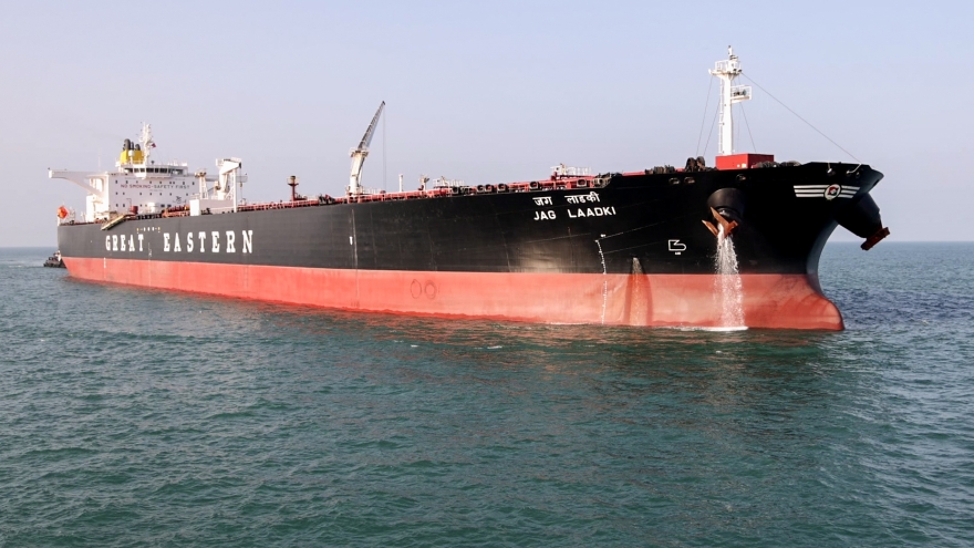 Phản ứng của Ấn Độ khi các nước láng giềng yêu cầu cung cấp nhiên liệu