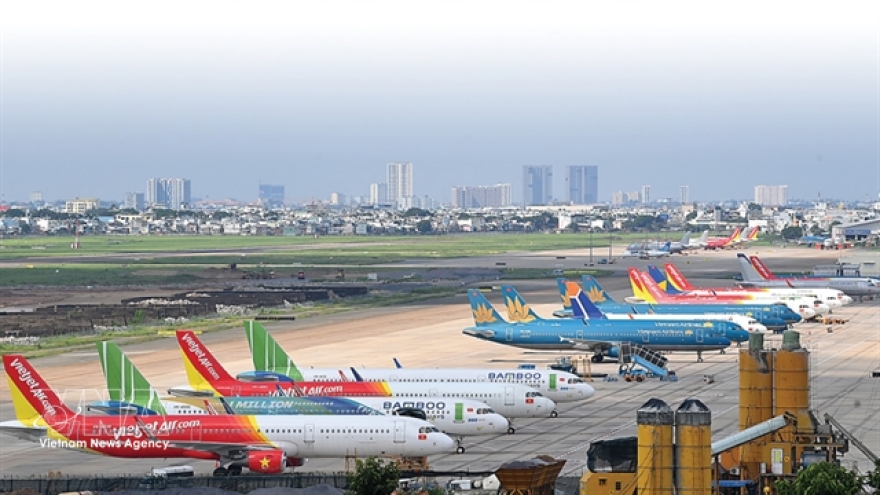 Fuel cost surge pushes airfares up