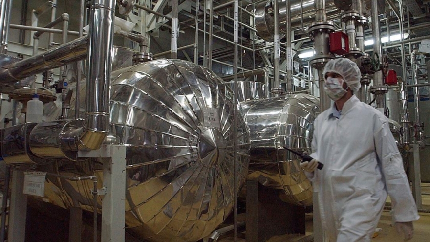 Iran phản ứng tối hậu thư của ông Trump về eo biển Hormuz