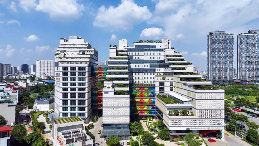 Hong Ngoc General Hospital gains trust among international patients in Hanoi