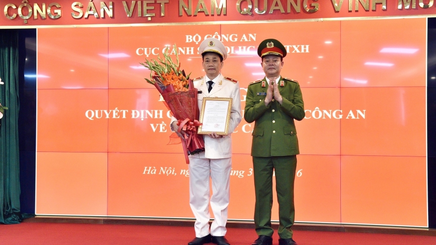 Thiếu tướng Nguyễn Mạnh Hùng giữ chức vụ Phó Cục trưởng C06