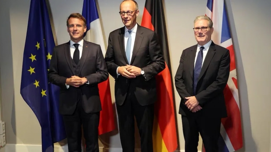 Lo ngại leo thang liều lĩnh, châu Âu kêu gọi Mỹ - Iran ngừng bắn