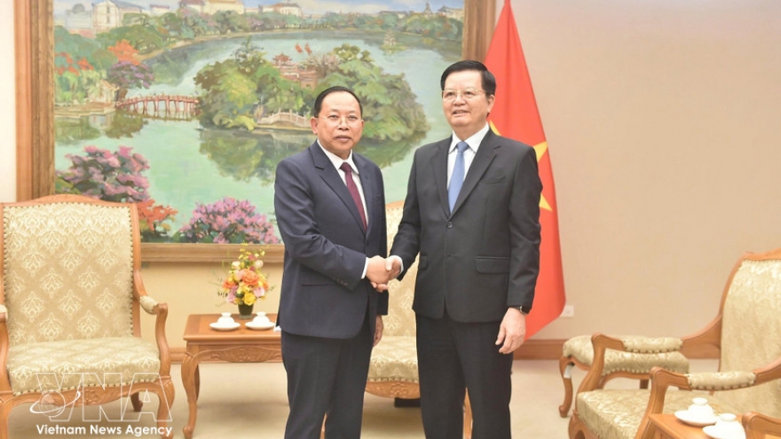 Deputy PM receives Cambodian Minister of Cult and Religion in Hanoi