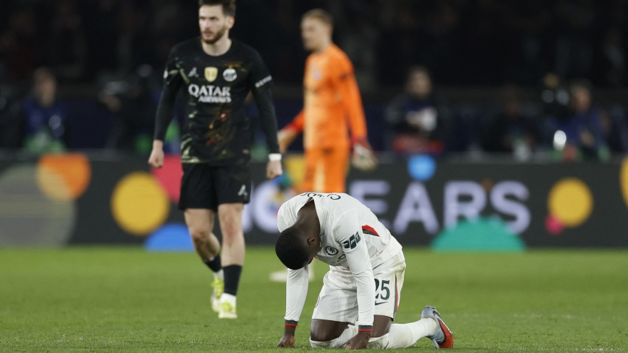 Vòng 1/8 Cúp C1 châu Âu: Ngoại hạng Anh trải qua "cơn ác mộng"