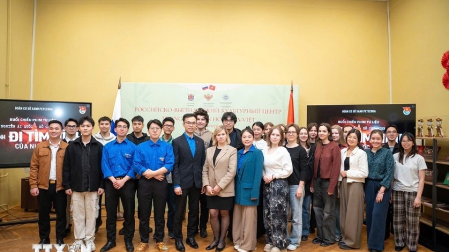 Vietnamese youth in Russia promote volunteer spirit during Youth Month