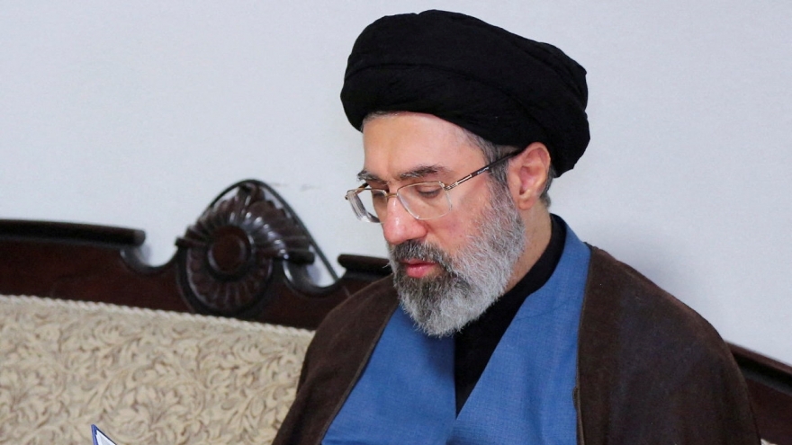 Con trai cố Đại giáo chủ Ali Khamenei trở thành lãnh tụ tối cao mới của Iran