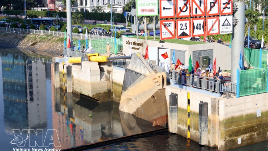 Ho Chi Minh City to pour over US$46 million in Rach Tra tidal sluice