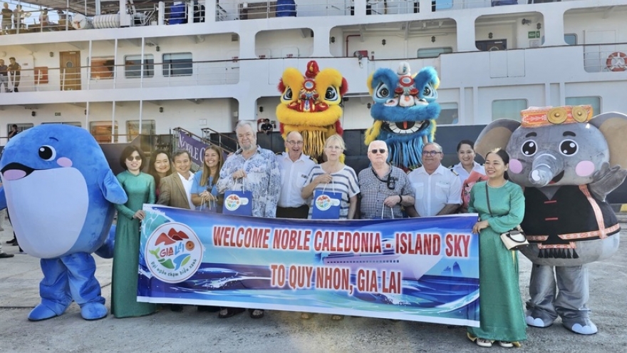 Quy Nhon greets Island Sky cruise ship with 180 passengers on board