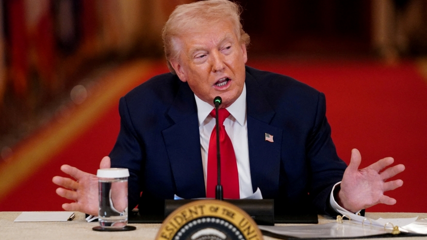 Cử tri Mỹ không hài lòng với ông Trump về vấn đề nhập cư, giá cả và Iran