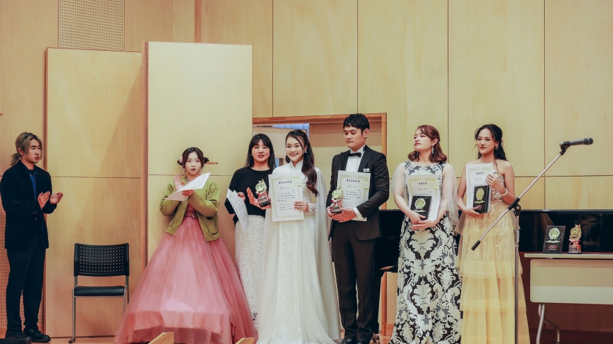 Học trò NSƯT Tân Nhàn giành giải Nhất cuộc thi âm nhạc quốc tế tại Nhật Bản