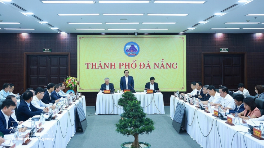 Da Nang urged to secure growth of at least 11% this year