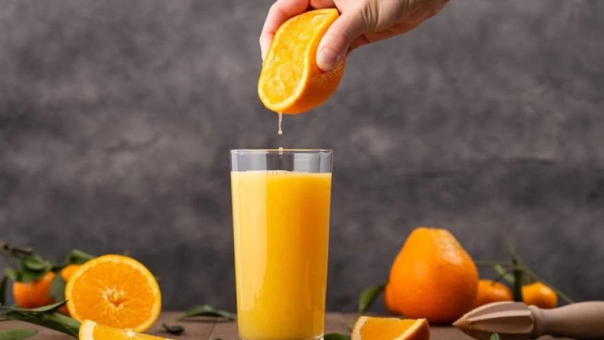 Nước cam cực bổ nhưng uống không đúng cách lại gây hại