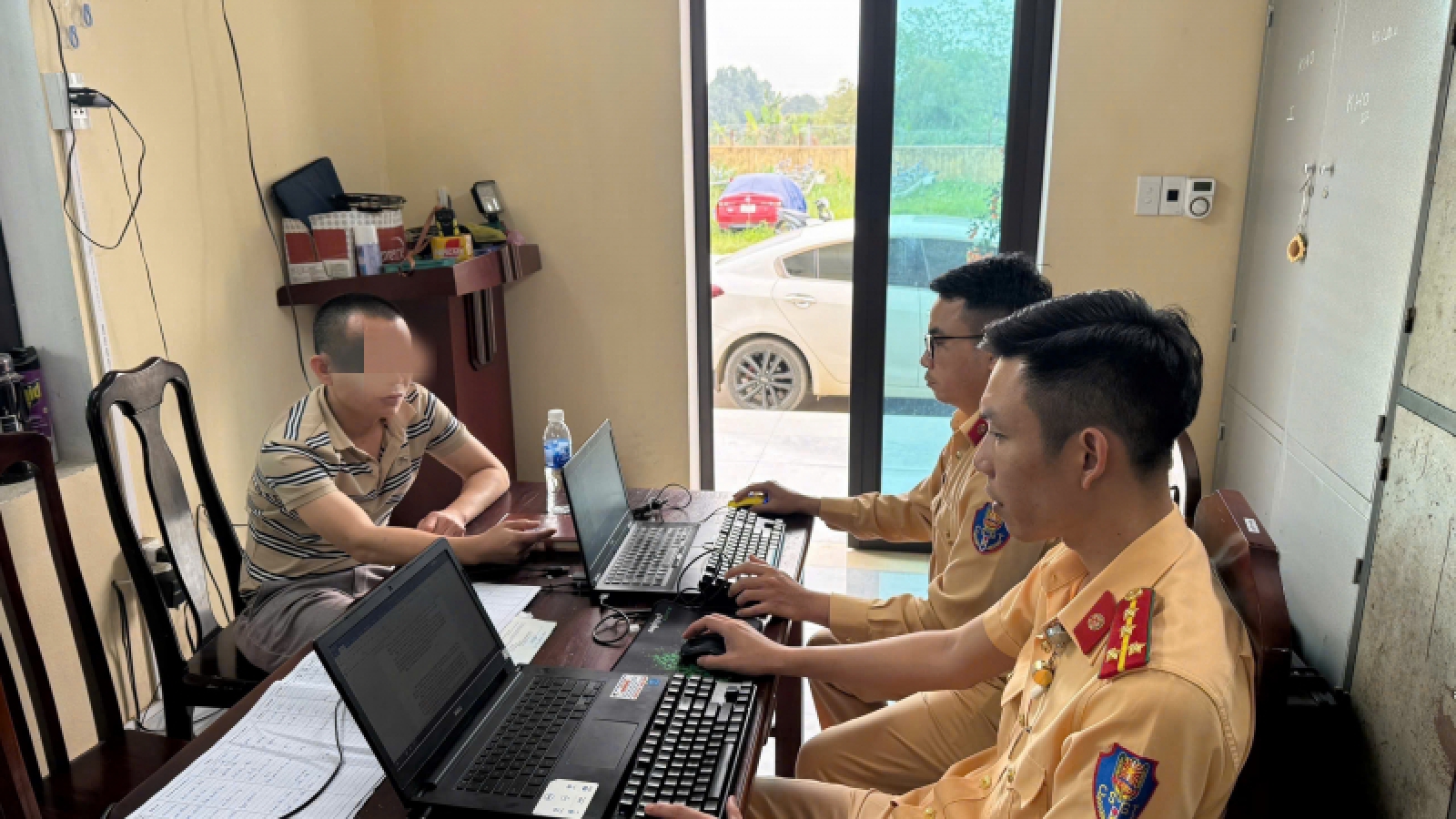 Điều tra vụ 3 đối tượng gây rối, vu khống CSGT để trốn tránh xử lý nồng độ cồn