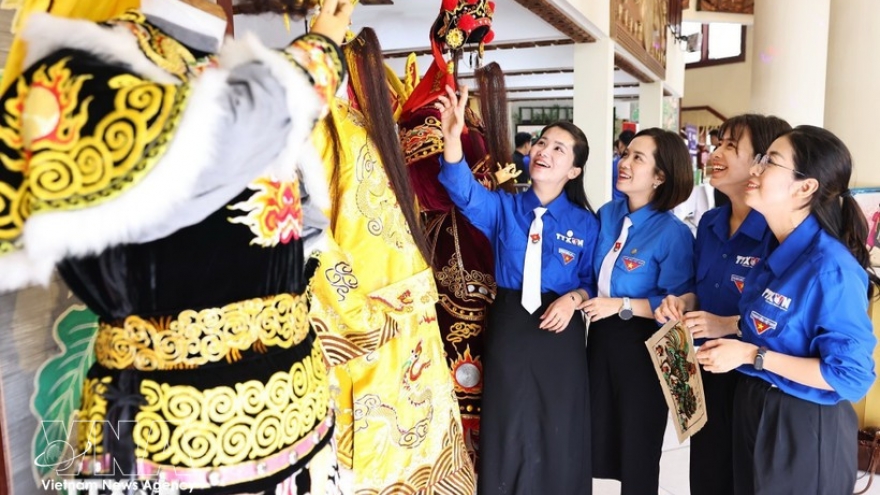 Youth - Key force in preserving, promoting national cultural values