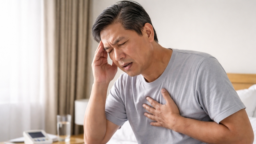 Vì sao nhiều người đột quỵ vào sáng sớm?