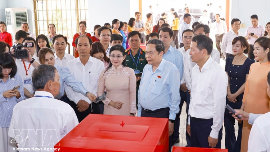 Dong Nai works to ensure workers cast vote on Election Day