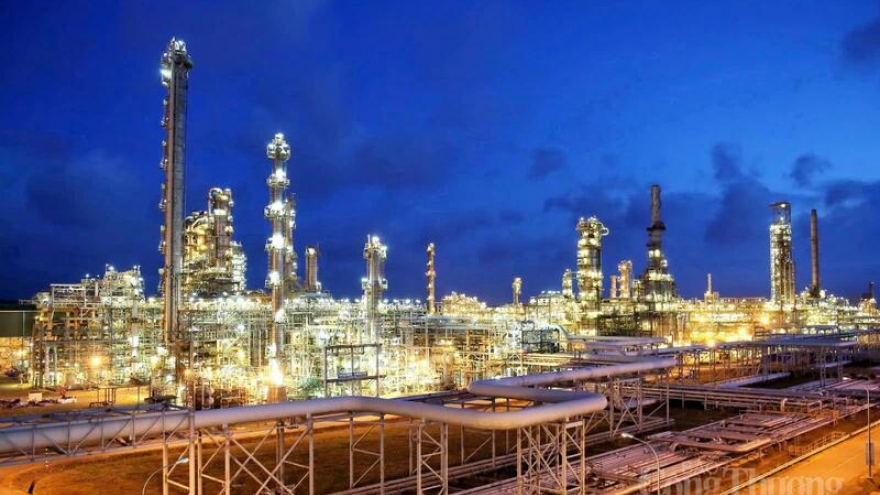 Energy firms take steps to secure supply amid global market swings