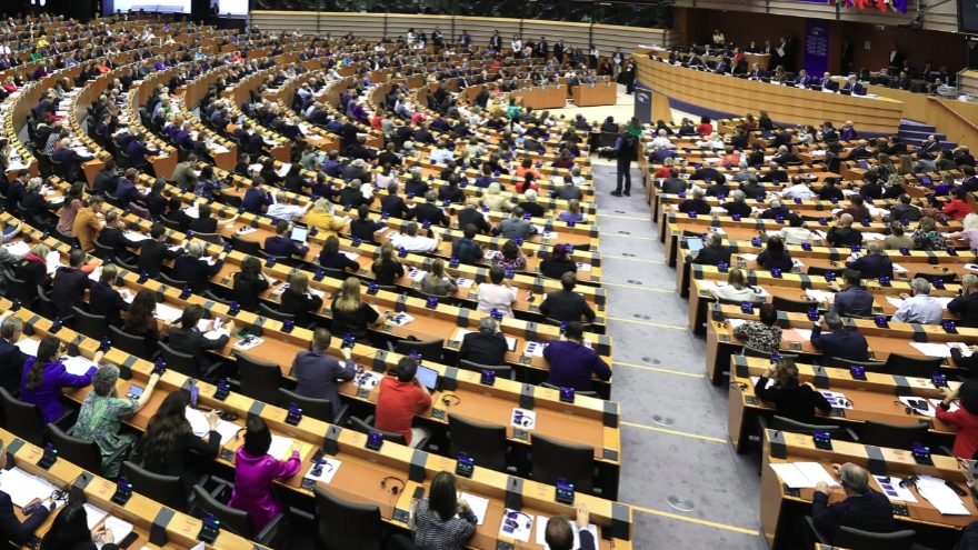 EU đề xuất mô hình Biển Đen để giải tỏa tắc nghẽn eo biển Hormuz