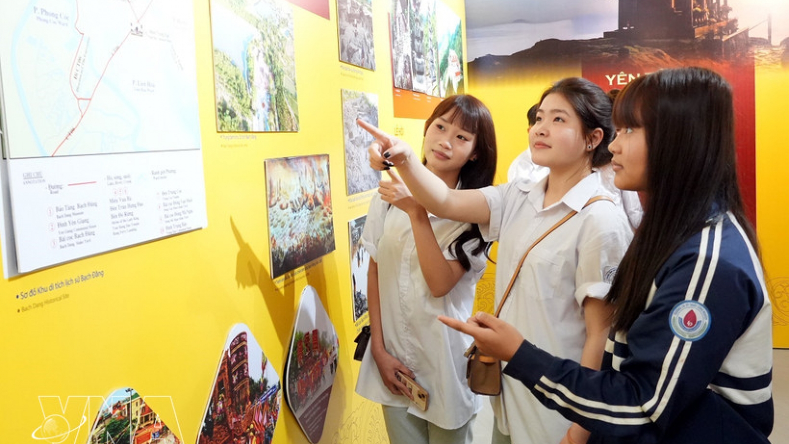 Exhibition introduces Yen Tu-Vinh Nghiem-Con Son, Kiep Bac World Cultural Heritage