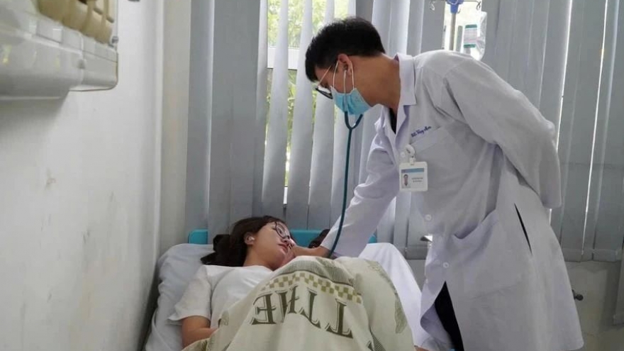 Salmonella detected in banh mi poisoning after 108 hospitalised in Vung Tau