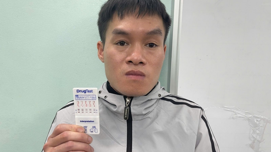 Làm rõ đối tượng "Giao cấu với người từ đủ 13 tuổi đến dưới 16 tuổi"