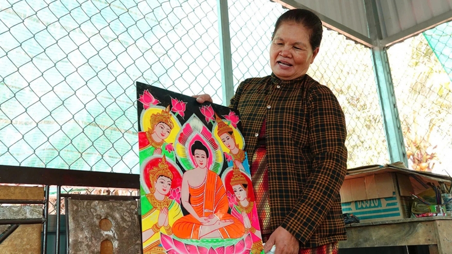 Hồn Nghề Phương Nam: Những tấm tranh kiếng để đời ở “Sóc Sờ Bai” Sóc Trăng