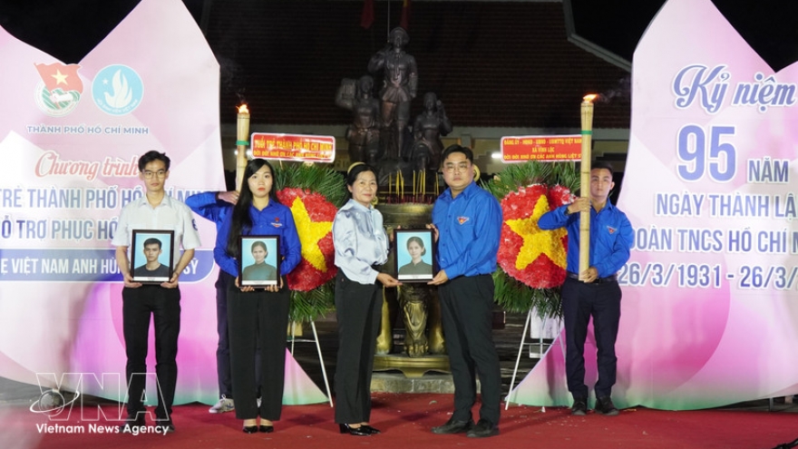 Youth Month: Restoring portraits to honour war heroes