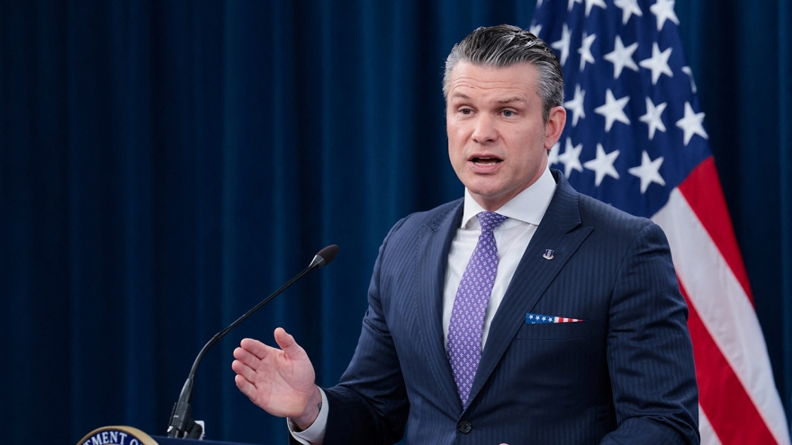 Bộ trưởng Hegseth tiết lộ đã thăm binh sĩ Mỹ ở Trung Đông giữa chiến sự Iran