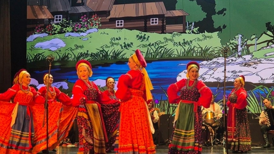 Russian folk choir from Omsk performs in Ho Chi Minh City