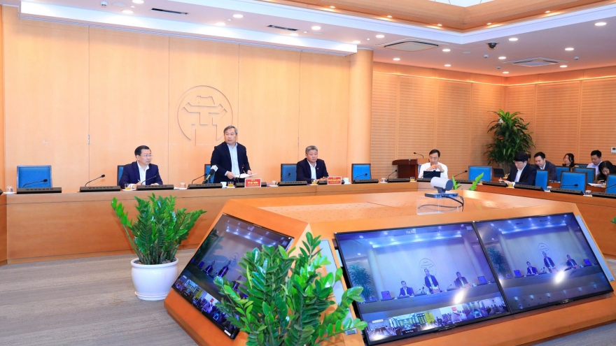 Chủ tịch Hà Nội yêu cầu xử lý nghiêm hành vi găm hàng, đầu cơ xăng dầu