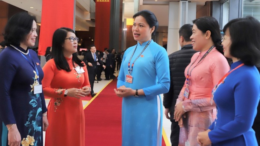 Nâng tầm vai trò của phụ nữ trong chính trị
