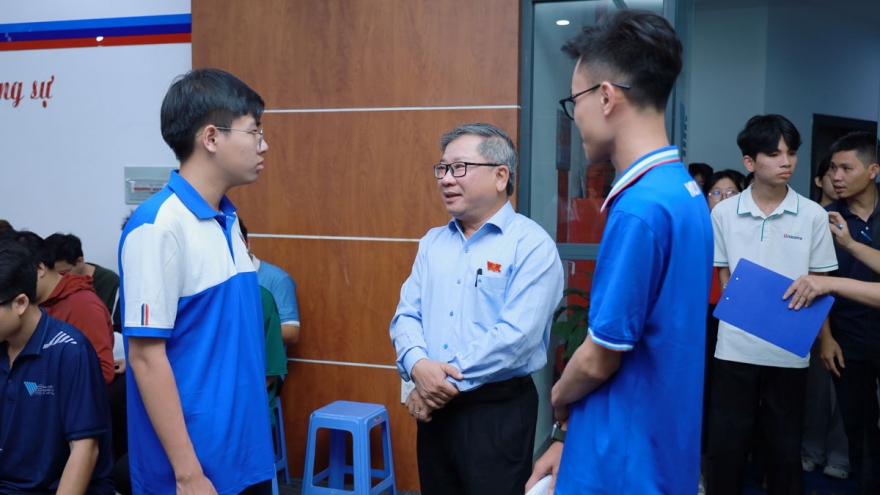 Sinh viên gửi gắm nhiều vấn đề đến ứng cử viên Đại biểu HĐND TP.HCM