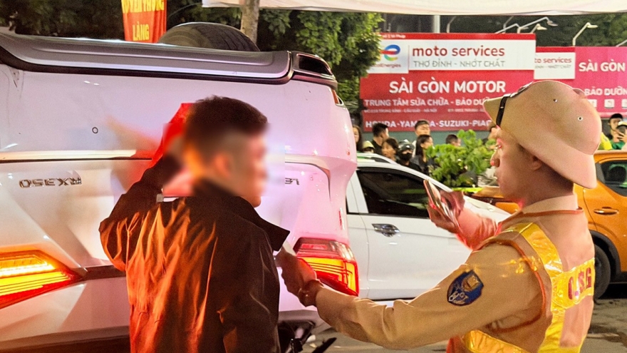 Tài xế Lexus gây tai nạn ở Trung Kính âm tính với nồng độ cồn và ma túy