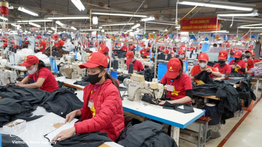 Minimum living standards for workers to be announced annually from 2028