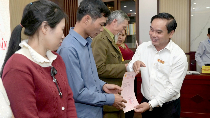 25 ngày xuống nửa ngày: Đột phá cấp sổ đỏ ở một phường của Lào Cai