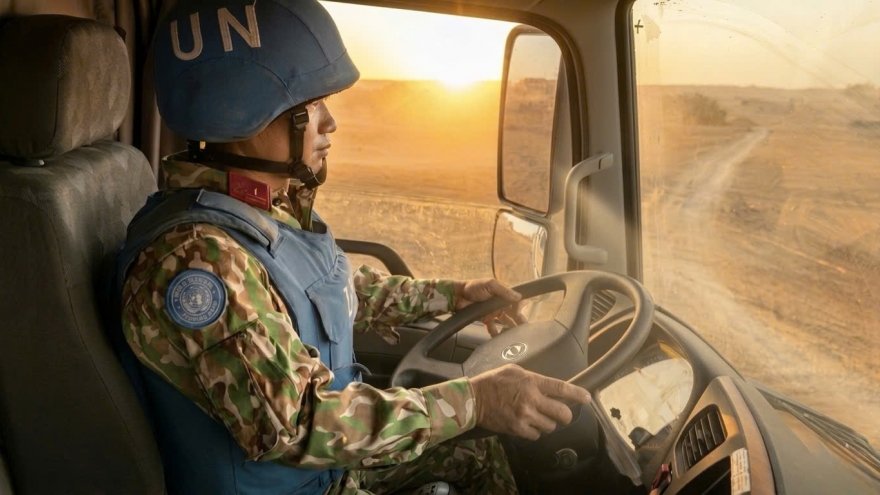 Lính mũ nồi xanh Việt Nam vượt nắng 50 độ C, mở đường nơi vùng đất lửa Abyei