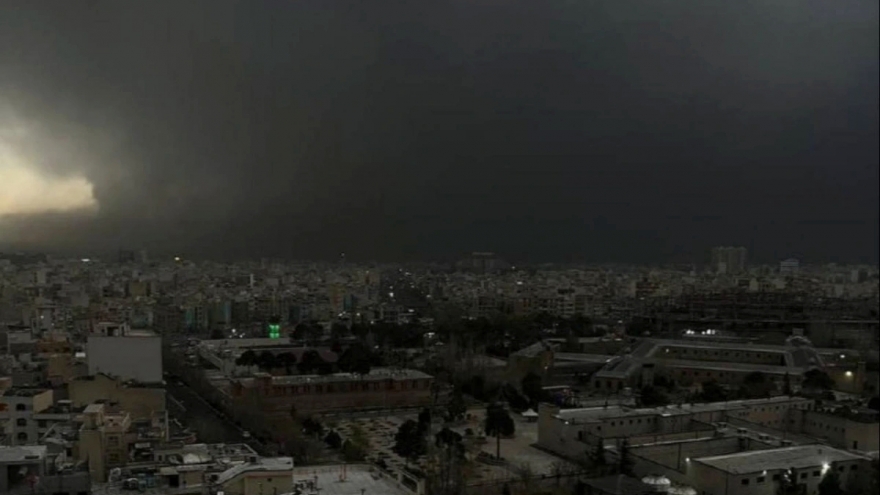 WHO cảnh báo nguy cơ sức khỏe từ hiện tượng “mưa đen” tại Iran