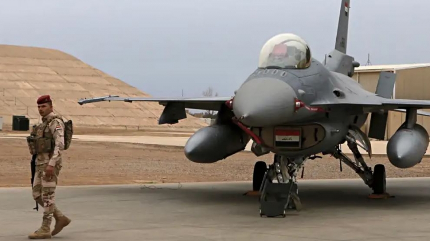 Căn cứ Mỹ ở Iraq bị tấn công dữ dội