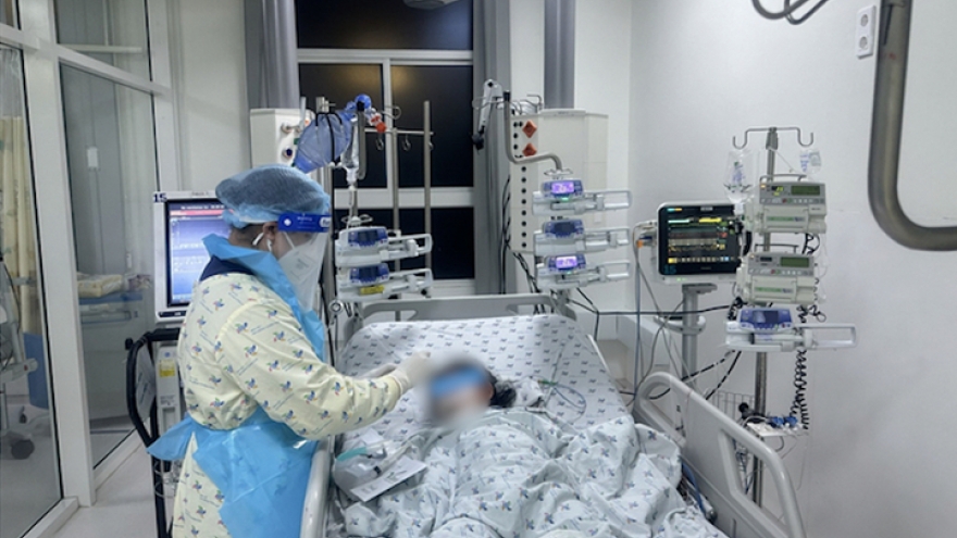 Cảnh báo bệnh não mô cầu ở trẻ, dễ nhầm cảm cúm, có thể tử vong trong 24 giờ