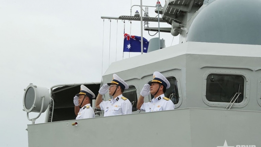 Ship 016 – Quang Trung docks at Coonawarra Naval Base